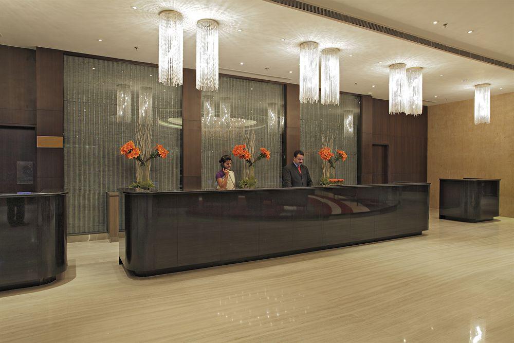 Radisson Gurugram Udyog Vihar Hotel Gurgaon Exterior photo The lobby of the hotel