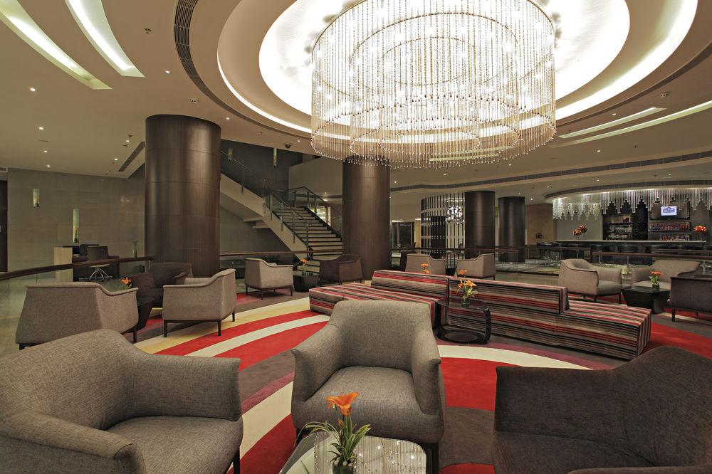 Radisson Gurugram Udyog Vihar Hotel Gurgaon Exterior photo Lobby